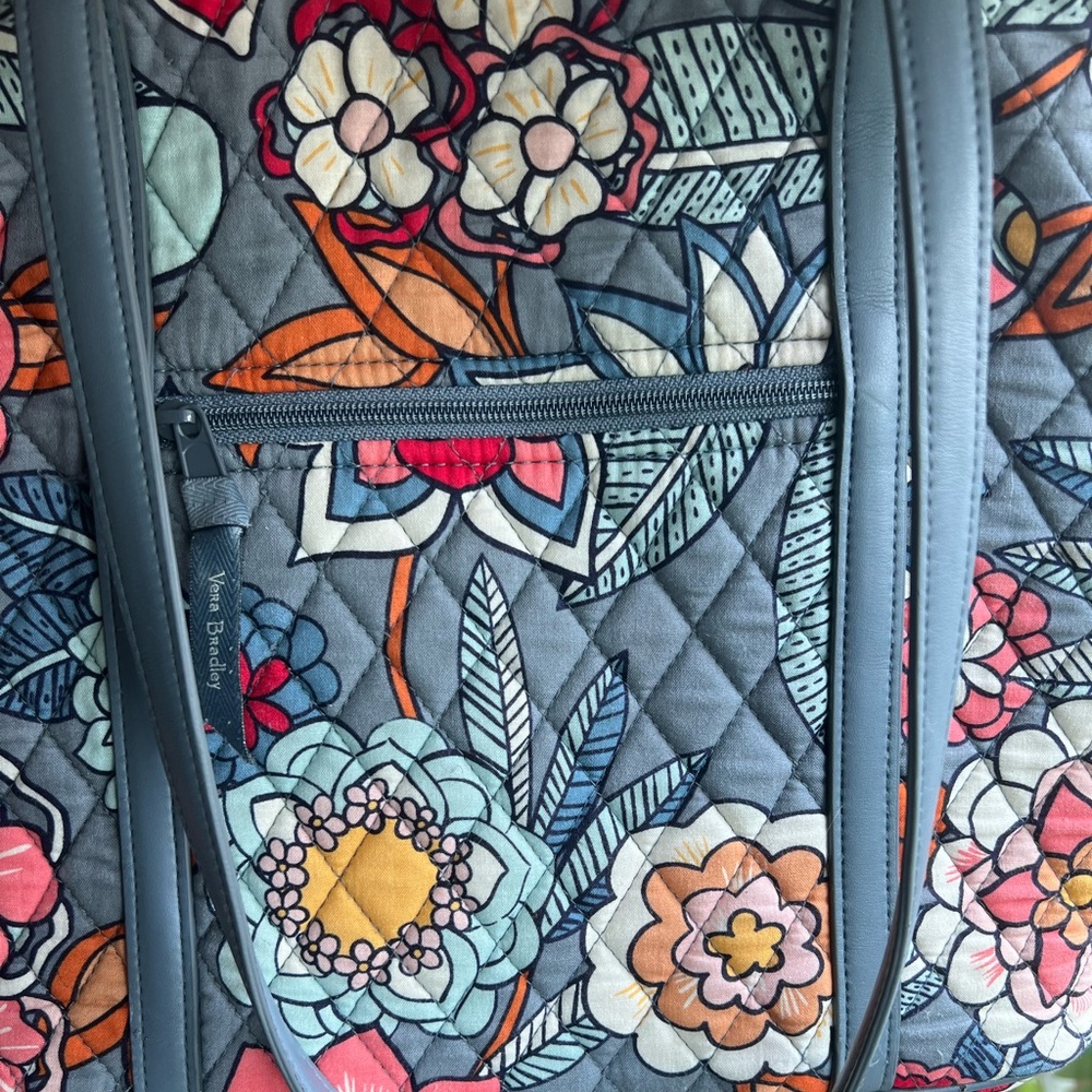 Vera Bradley Tropical Evening (2019) Zippered Tote Bag (Used) - Picture 2 of 14